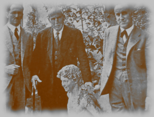 Juan Ruiz de Luna Rojas, centro con Sus hijos